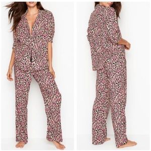 COPY - VICTORIA'S SECRET FLANNEL PJ SIZE M.Short